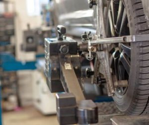 Balanceamento e Alinhamento de Rodas: Entenda a Diferença e a Importância